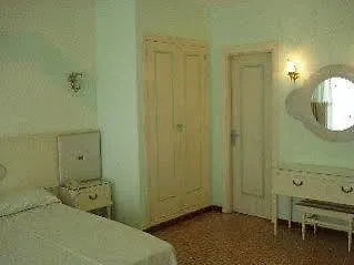 Hotel Alegría 2*